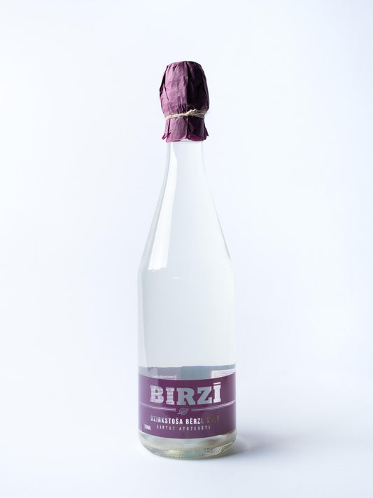 Dzirkstošā bērzu sula BIRZĪ ar piparmētru, BIO, 6 x 0.75l vai 12 x 0,75l